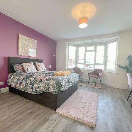 Large 3 Bedroom & 2 Bath - Ground Floor With Parking Борнмут Экстерьер фото